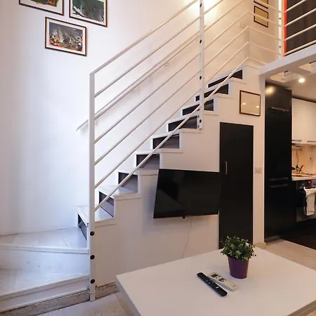 Primopiano - Schiaparelli A Flat 米兰