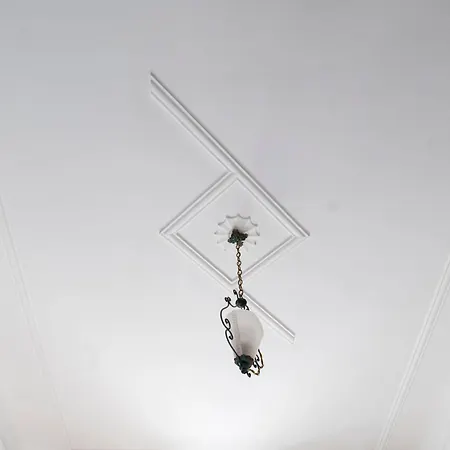 Апартаменты Bright House Center On Subway Lines 1,2 &3