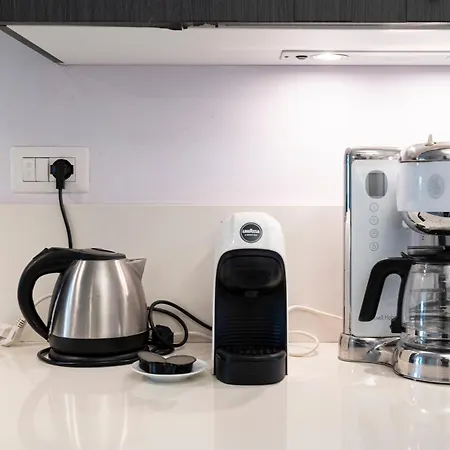 Dream Garden Center On Subway 10 Guest Apartmán *