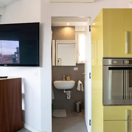 Dream Garden Center On Subway 10 Guest * Milán