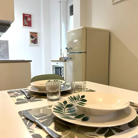 Apartament Milanoflats - Lomellina - Box Auto - M4 600m Mediolan