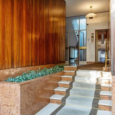 Urban Chic Life Fiera Apartman Milánó