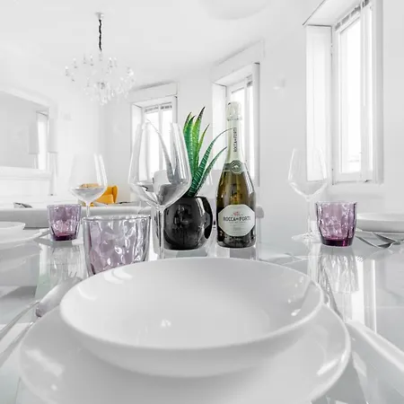 Bre3 -lodi- Elegant & Private Hot Tub - Lägenhet Milano