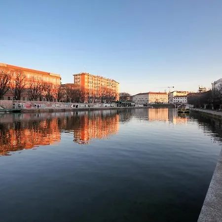 Apartamento Charming In The Heart Of Navigli Milão