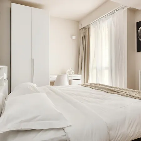 Hostmate - - Imperia - Romolo Iulm شقة