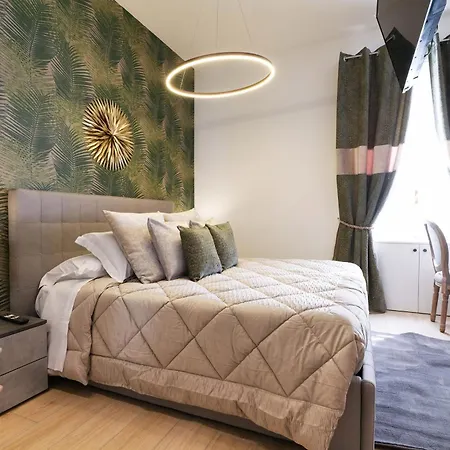 Duomo Luxury Crystal Apartment