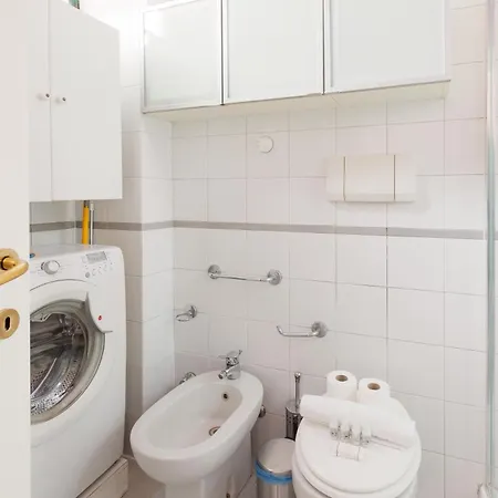 Appartement Guesthost - Isola Cosy Pink