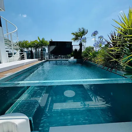 شقة Skyjungle, Luxury Penthouse Private Pool And ميلان