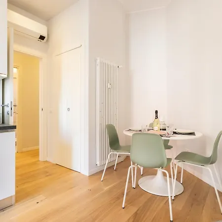 Centrale-duomo 10min - Cozy - Wifi Netflix アパート *