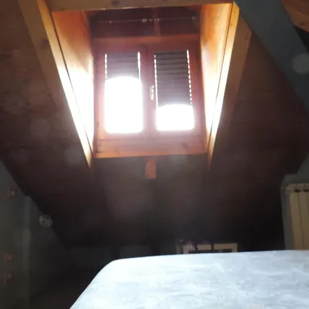 Attic Loreto * Milánó