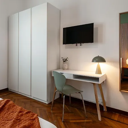 Stayeasy Melloni - 3 Rooms, 2 Baths - Center *