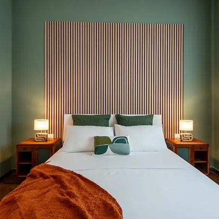 Stayeasy Melloni - 3 Rooms, 2 Baths - Center