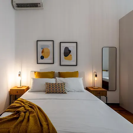 Stayeasy Melloni - 3 Rooms, 2 Baths - Center