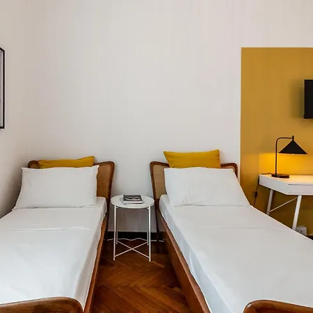 Stayeasy Melloni - 3 Rooms, 2 Baths - Center 公寓 *