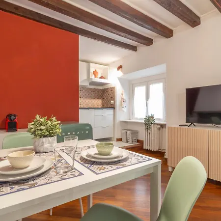 Nel Cuore Di A 7 Min A Piedi Dal Duomo * 밀라노