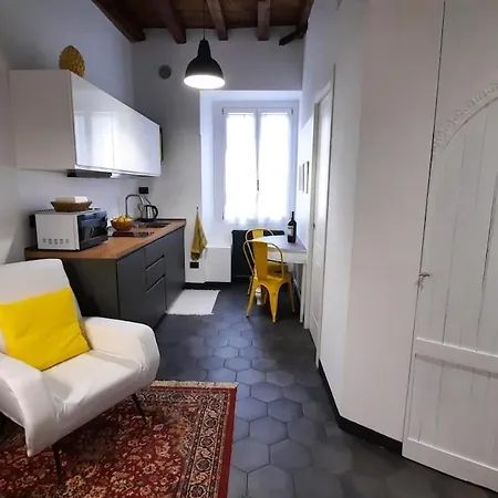 In The Historic Center-navigli Apartment Milan
