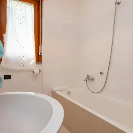 Spazio Breda - Free Parking, Private Garage, Metro M1, Balcony Apartment Milan