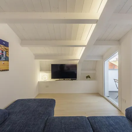 Duomo 10 Min Shopping Street Metro Loreto Διαμέρισμα