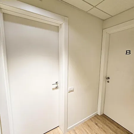 Well-located Campus Near Park Apartmán Milán