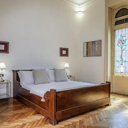 La Del Palazzo *