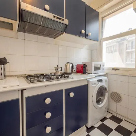 Moscova Dream - Bright And Quiet 5th Floor * Milano