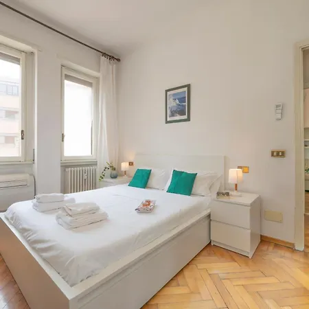 Moscova Dream - Bright And Quiet 5th Floor Апартаменты *