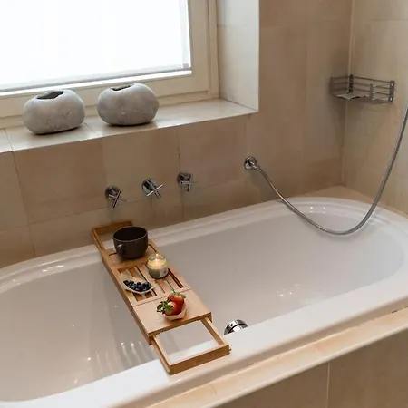 Elegant In Heart Apartmán *