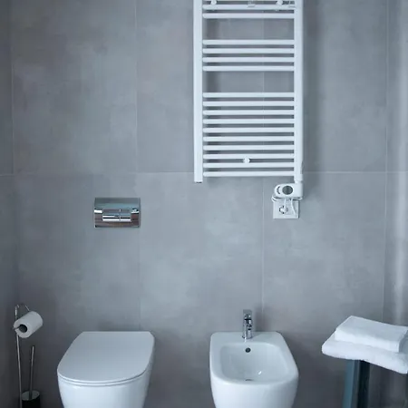 شقة Bovisa - Terrace, Air Conditioner And Free Wi-fi *