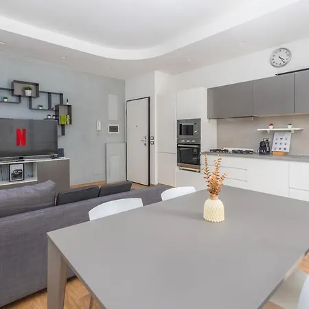 Chic Near The Center,wifi,comfort,parking Lejlighed