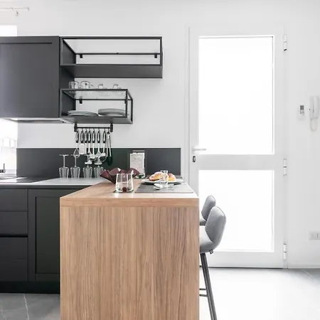 Апартаменты Italianway Easy - Tartini 28 A