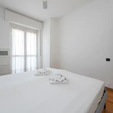 I-host - Martini 22 Milán