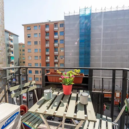 Predabissi- 7sundays Apartamento *