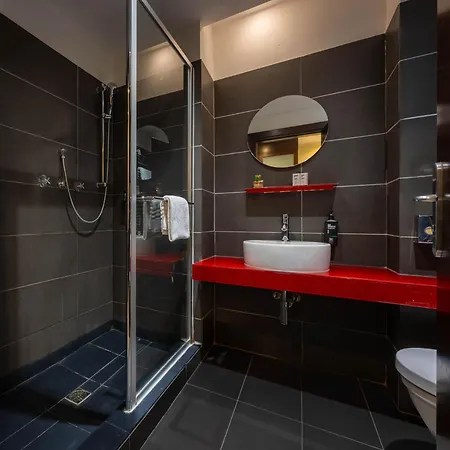 Hotel Ih Watt 13 Milano