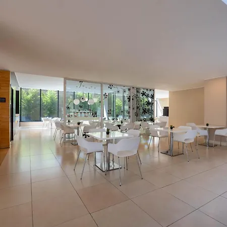 Hotel Ih Watt 13 Milano