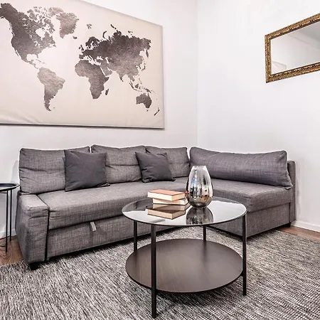 Luxury 4 Bedrooms Close To Duomo