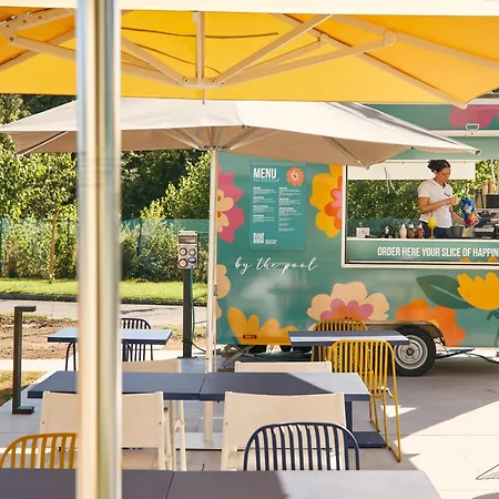 Quark Отель Милан