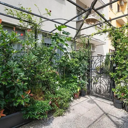 Nuovissimo Monolocale Con Cucina E Terrazzo דירה מילאנו