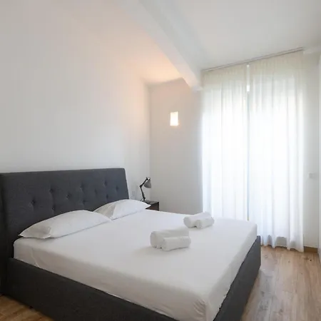 Daire Beautiful Two Bedrooms Navigli - Mirable Pm Milano