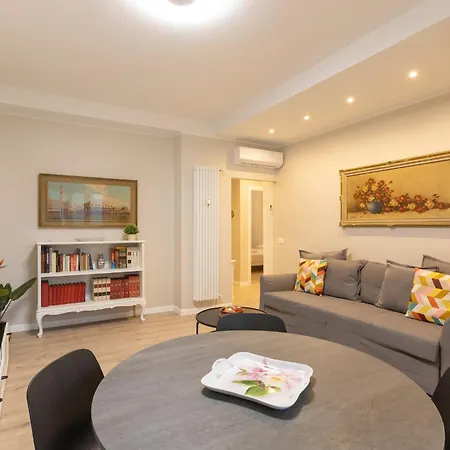 Wonderful 2 Bedrooms Fiera Area - Mirable Pm Apartmán Milán