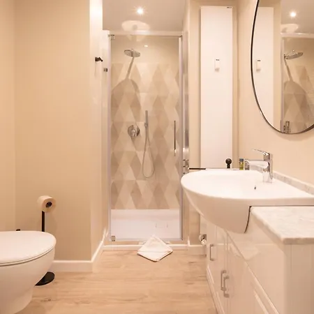 Wonderful 2 Bedrooms Fiera Area - Mirable Pm