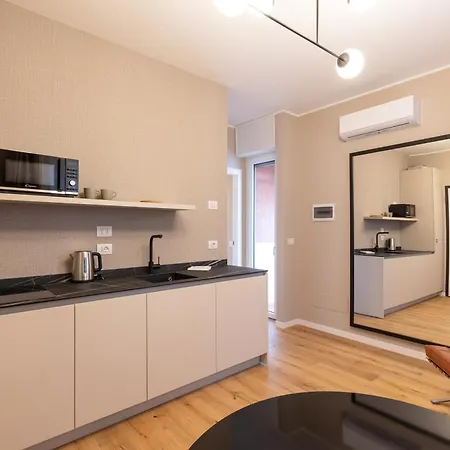 Apartament Beautiful 1 Bedroom Fiera Area - Mirable Pm