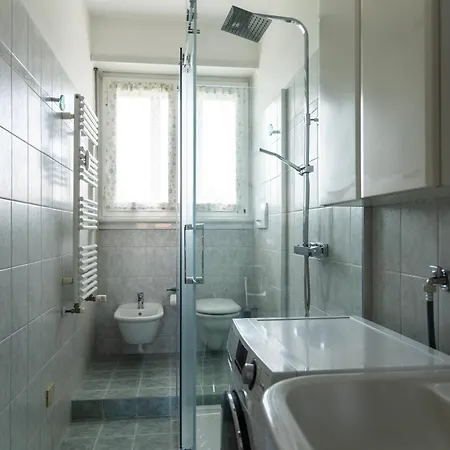 Youhosty - San Siro View