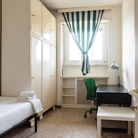 Appartement Youhosty - San Siro View Milaan