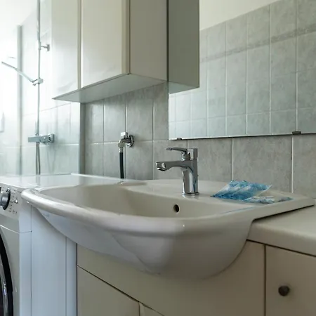 Youhosty - San Siro View Appartement *