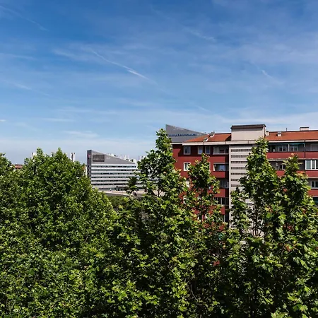 Youhosty - San Siro View *