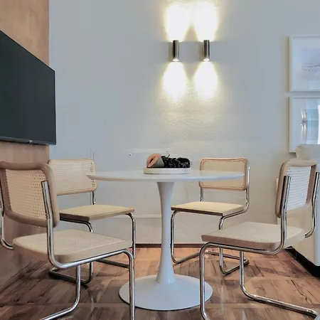 Fifty Eight Regina Margherita * 밀라노