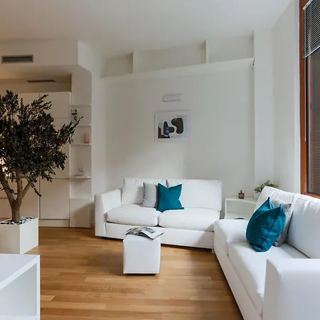 The Rent - In Crocetta * Milano