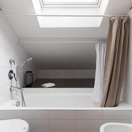 Italianway Easy - Ascanio Sforza 77 * ميلان