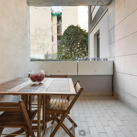 Gambara M1-hospital Pat - Cozy With Terrace شقة