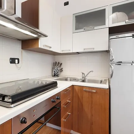 Gambara M1-hospital Pat - Cozy With Terrace ميلان